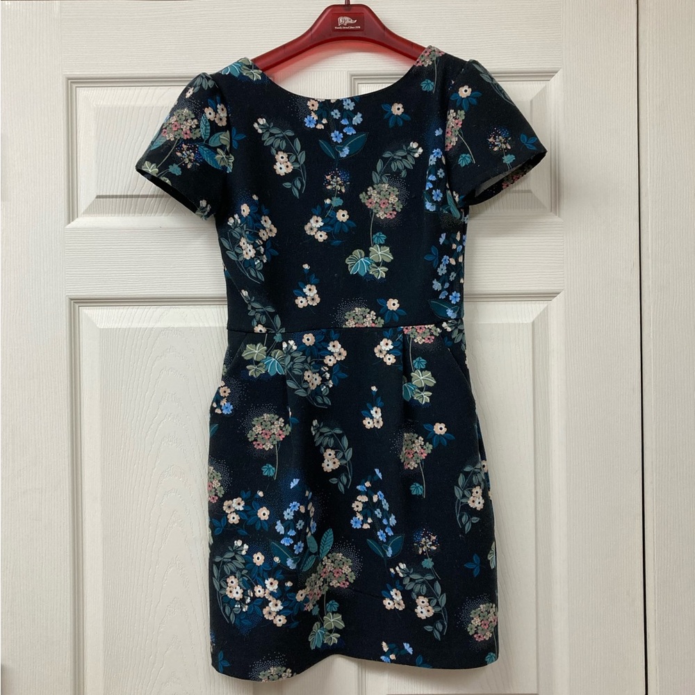 Women’s Loft black floral dress size 0